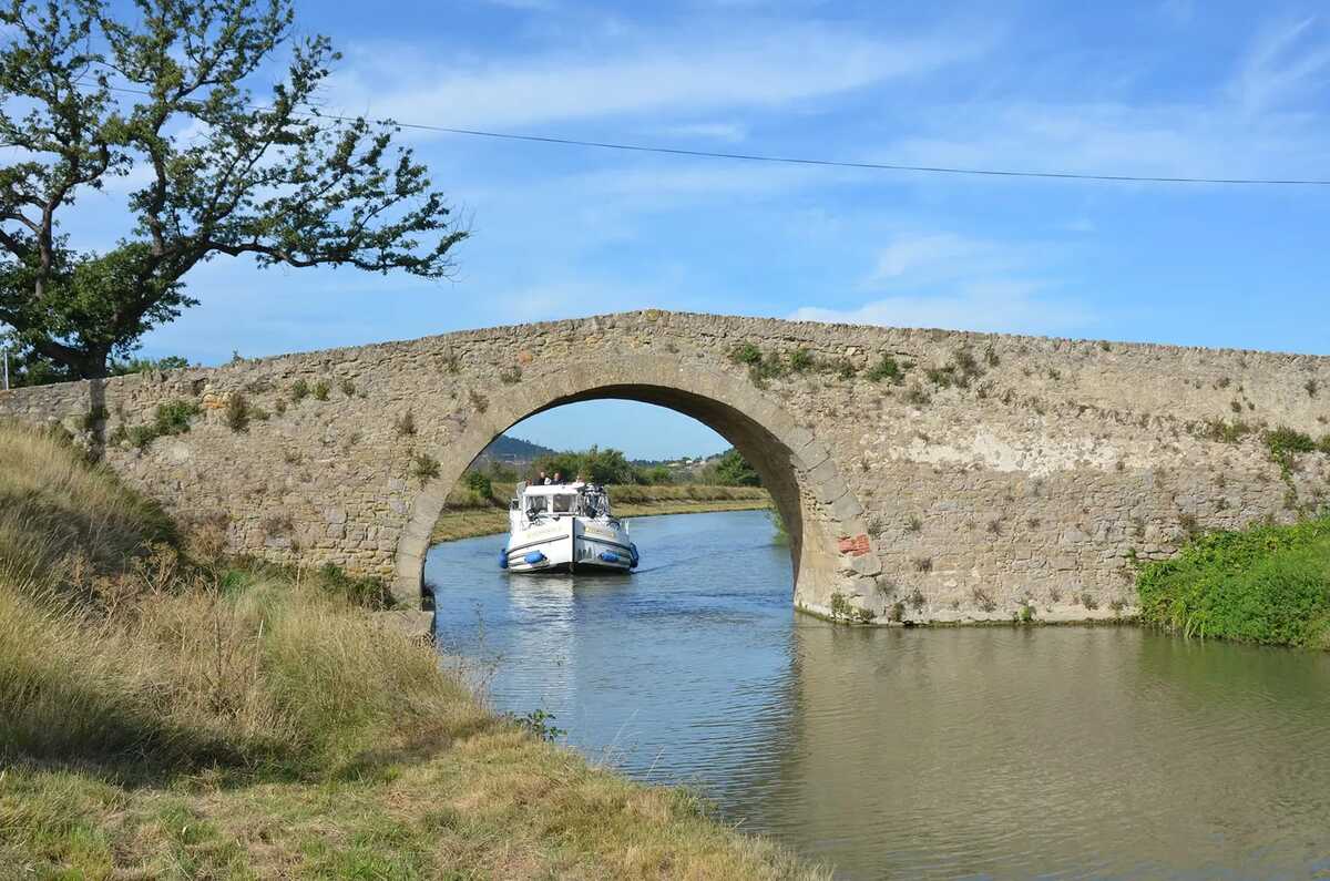 Maison 6 personnes à Trèbes, 2 chambres avec salles de bains - Photo 9