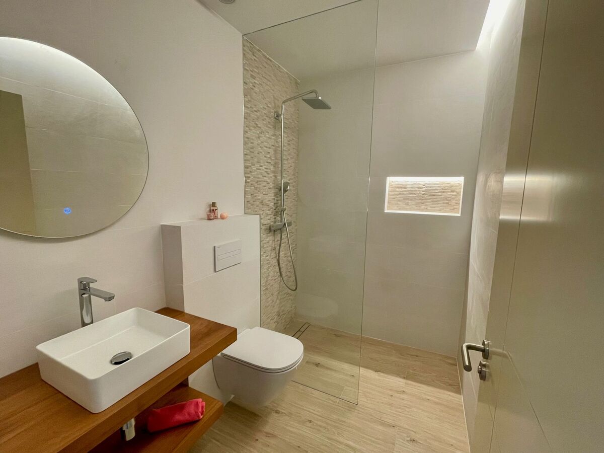 Villa Joie de Vivre à Lloret de Mar, 8 chambres - Photo 11