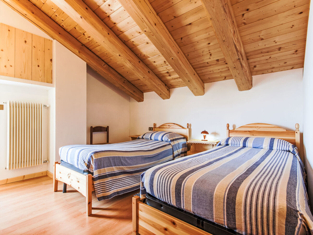 Chalet rustique en Valsugana, vue panoramique sur les montagnes - Photo 16