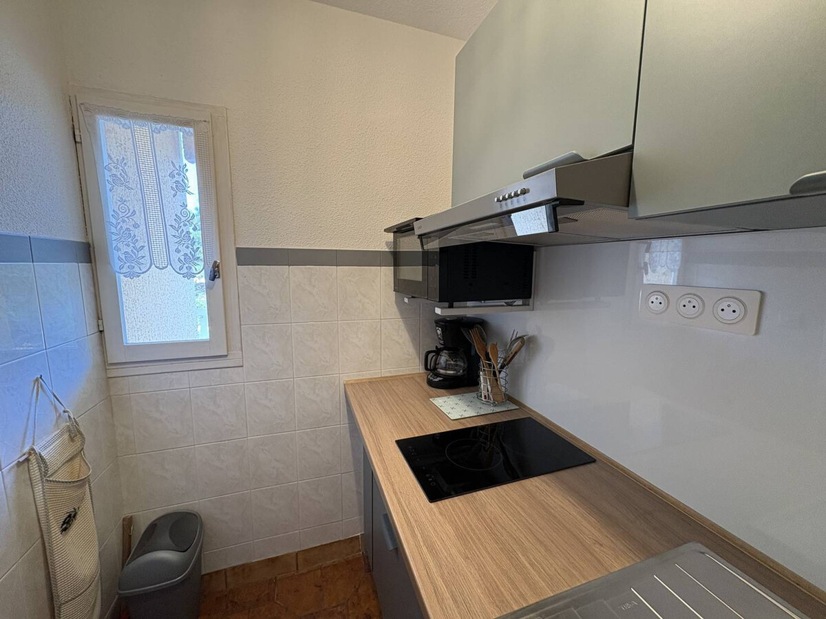 T2 cabine 4 pers. à 50m de la plage, parking privé - Photo 11