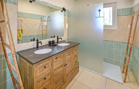 Maison 5 chambres avec piscine débordement en Provence : photo 25