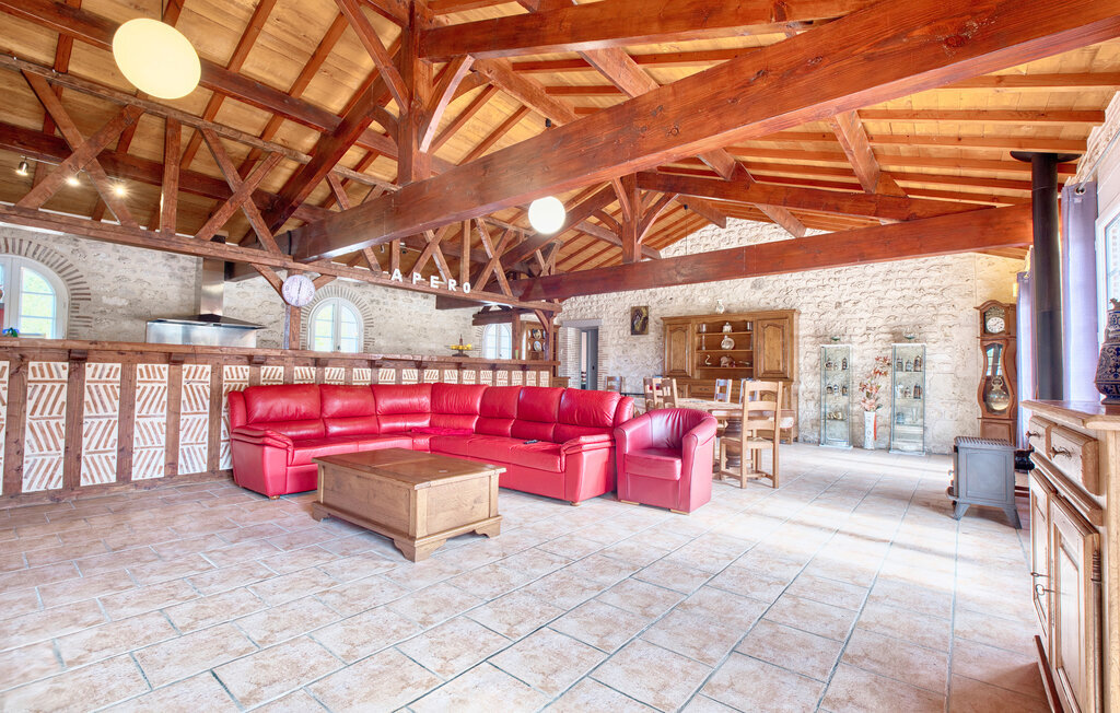 Maison pierre et poutres, piscine privée à Gardonne - Photo 3