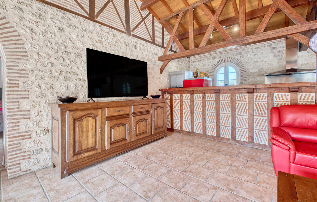 Maison pierre et poutres, piscine privée à Gardonne - Photo 5
