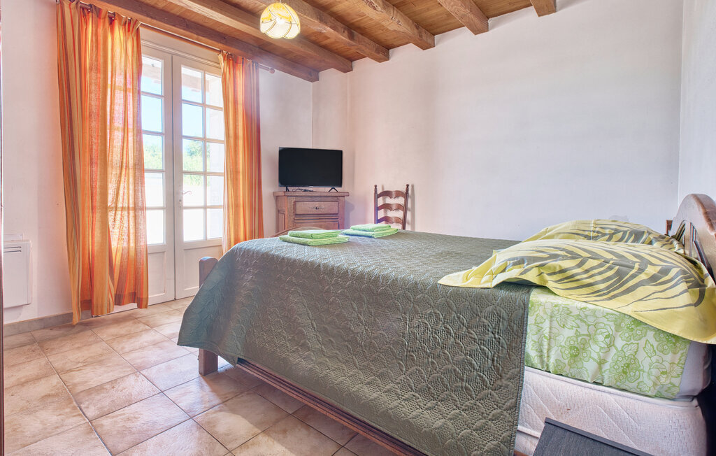 Maison pierre et poutres, piscine privée à Gardonne - Photo 20
