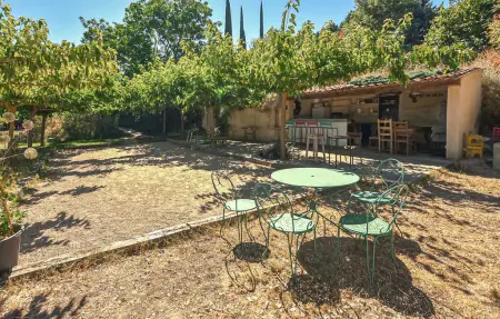 Ancienne ferme en pierre avec piscine partagée : photo 8