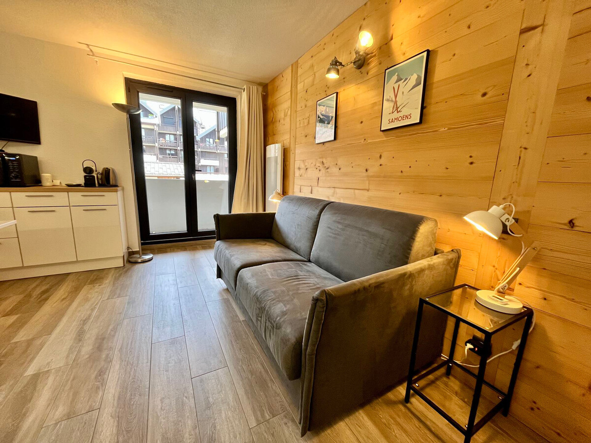 Studio rénové 20m² centre Samoëns, balcon, 4 couchages - Photo 2