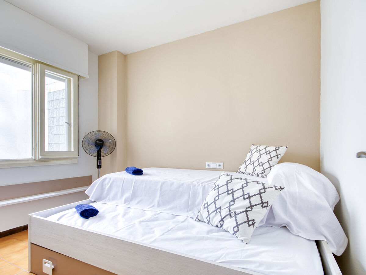 Appartement 2 chambres à 1,3 km de la mer, Empuriabrava - Photo 18