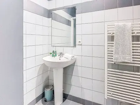 Studio Le Couvent, résidence historique à 80 m de la mer : photo 17