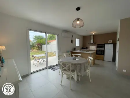 Gîte neuf de plain-pied avec terrasse à La Barre-de-Monts : photo 2