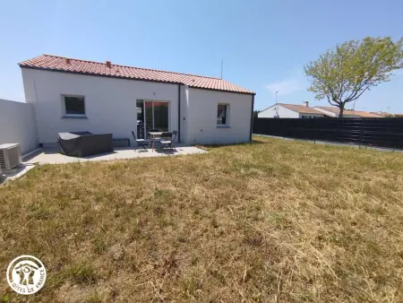 Gîte neuf de plain-pied avec terrasse à La Barre-de-Monts : photo 18