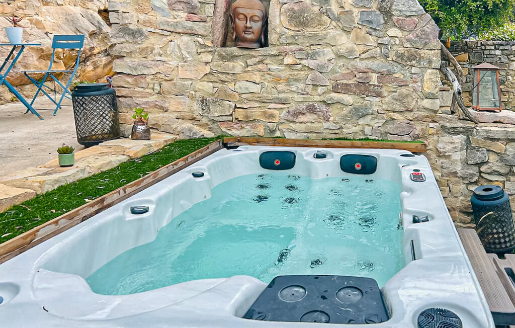 Maison 10 pers. piscine débordement et jacuzzi à Caveirac - Photo 2