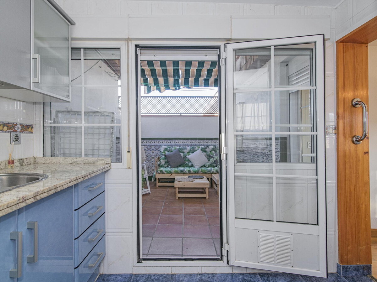 Penthouse lumineux à Grenade, terrasse meublée - Photo 17