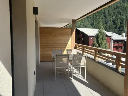 Appartement 42 m² face télécabine, balcon 16 m² - Photo 9