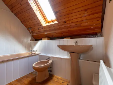 Charmante grange rénovée pour 8 pers. à Aneran - Photo 7