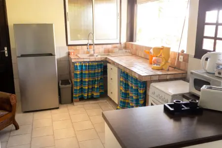Villa avec piscine privée et kiosque à Le Carbet, Martinique : photo 12