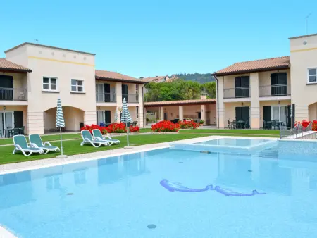 Corte delle Rose – Apt 2 pièces rénové avec piscine : photo 24