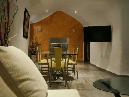 Maisons de standing avec cheminée et confort moderne à Jaén - Photo 7