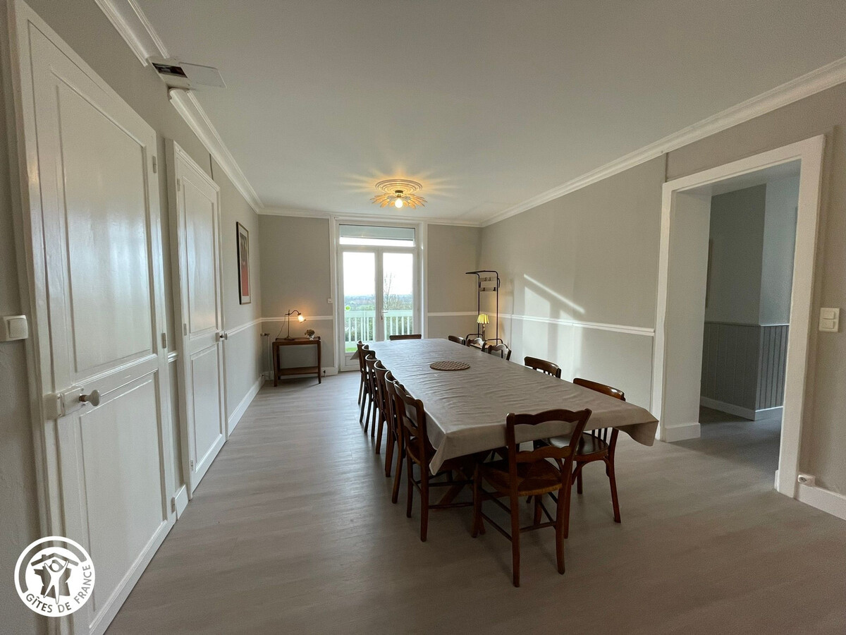 Gîte 5 chambres sur le Rocher de Cheffois pour 12 - Photo 5