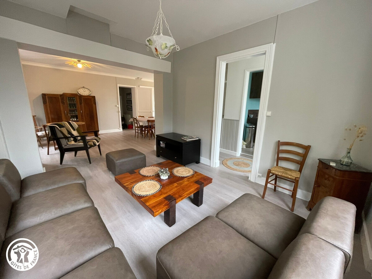 Gîte 5 chambres sur le Rocher de Cheffois pour 12 - Photo 8