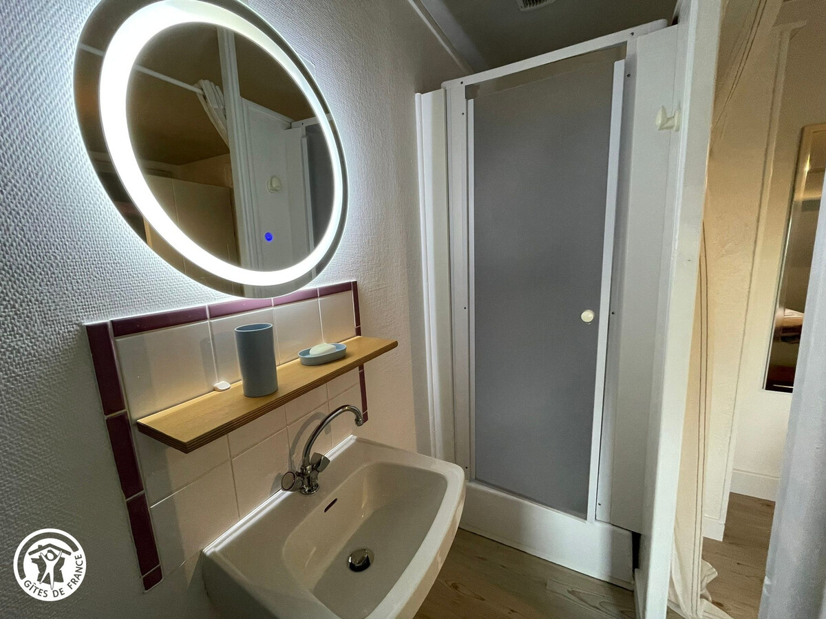 Gîte 5 chambres sur le Rocher de Cheffois pour 12 - Photo 22