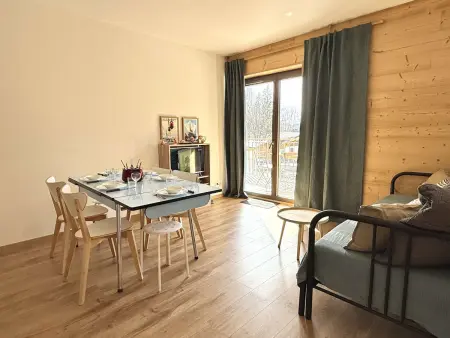 Appartement 6 pers. à Praz-sur-Arly, parking et balcon : photo 2