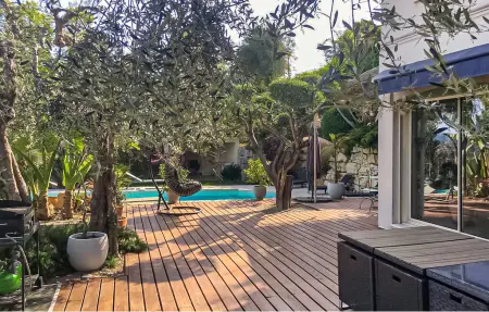 Maison 220 m² Speracedes avec piscine privée et vue mer : photo 7