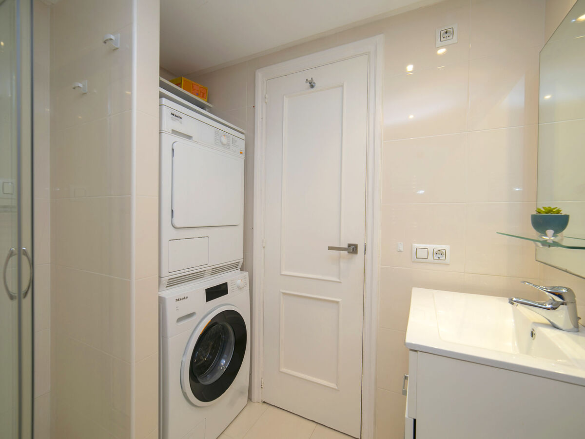 Appartement Turmalina – 9ᵉ étage, vue mer, à 20 m de la plage - Photo 23
