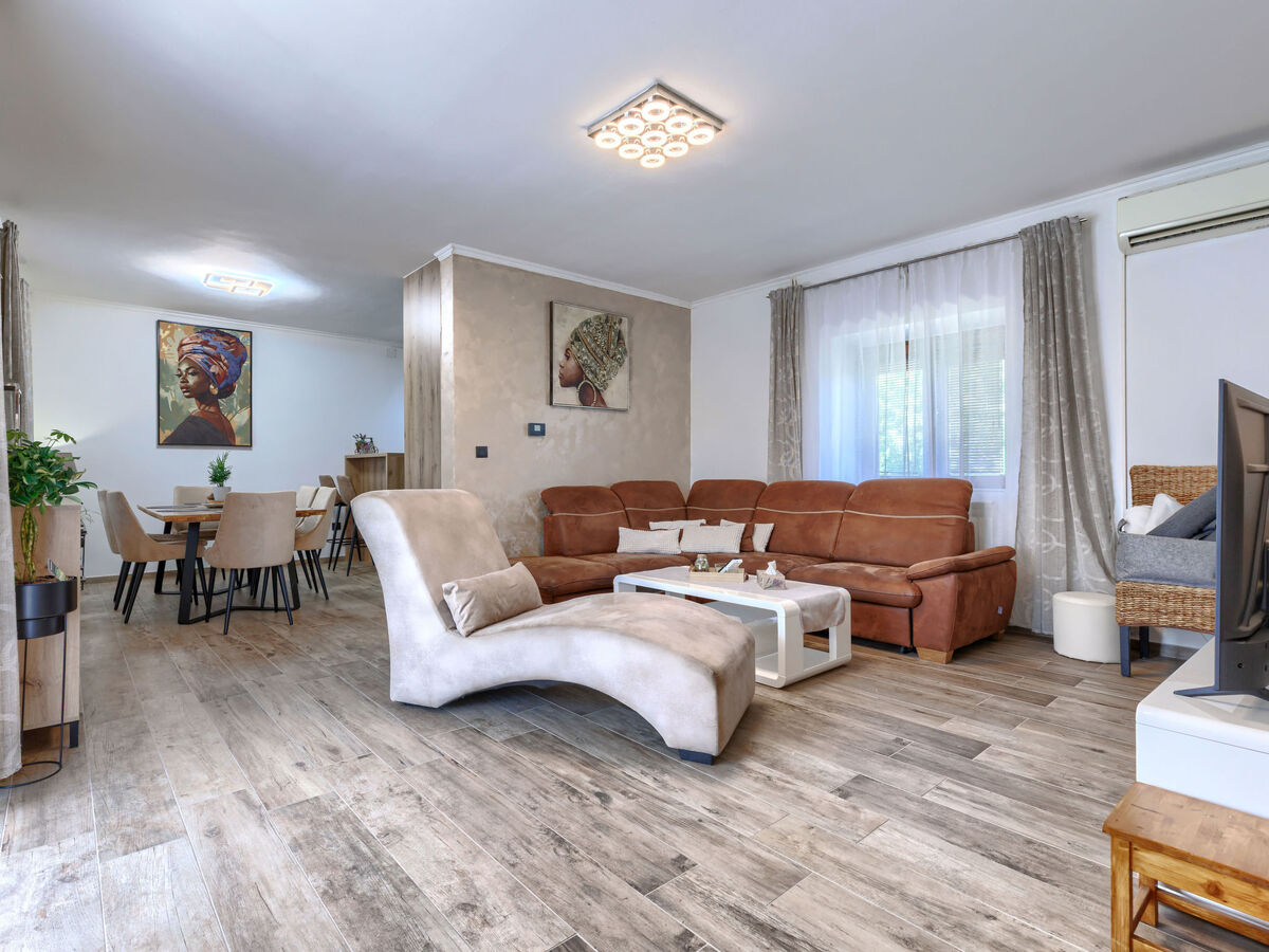 Deno&Melly, maison 3 chambres avec piscine privée - Photo 4