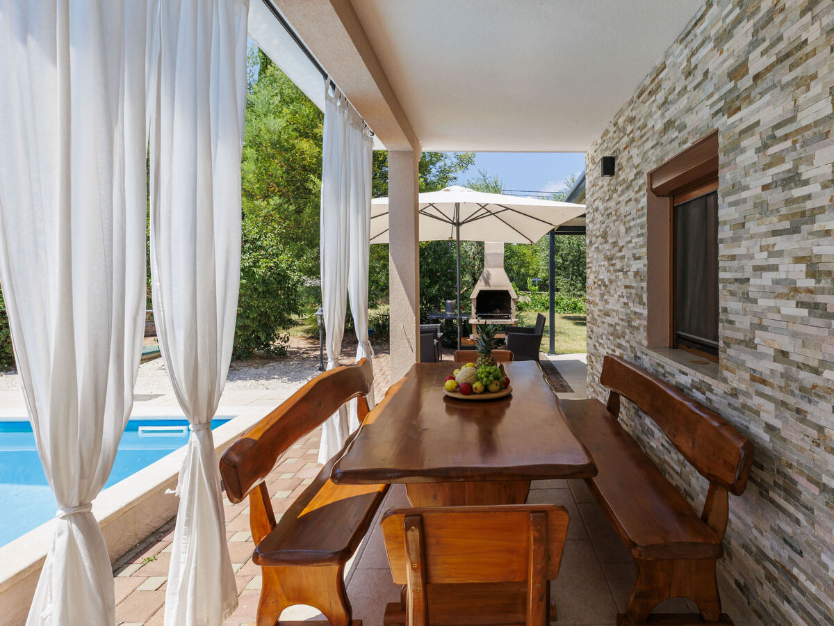 Deno&Melly, maison 3 chambres avec piscine privée - Photo 9