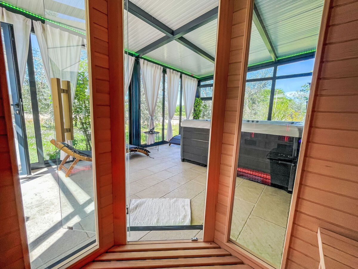 Deno&Melly, maison 3 chambres avec piscine privée - Photo 12
