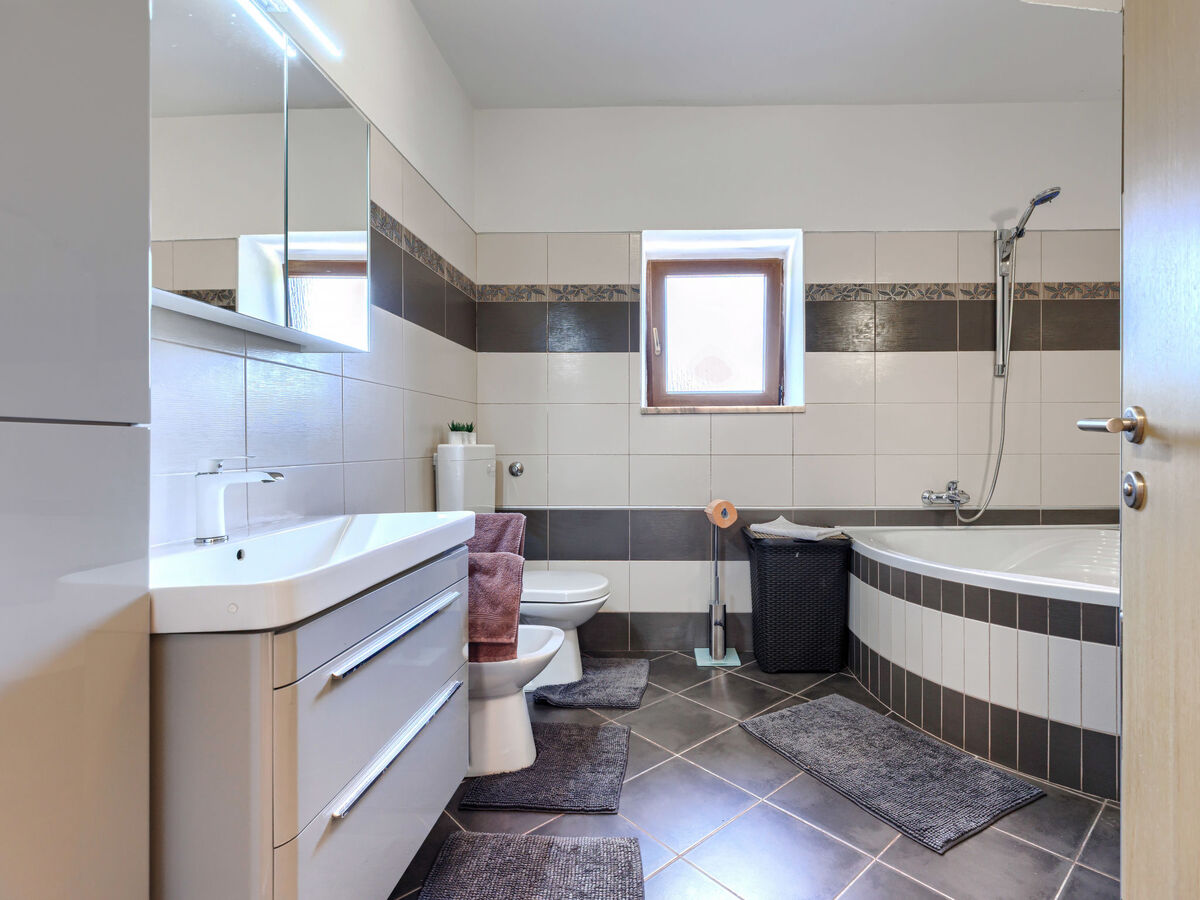 Deno&Melly, maison 3 chambres avec piscine privée - Photo 20