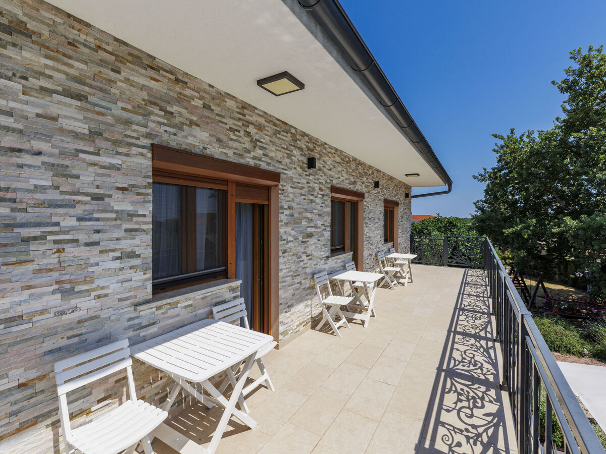 Deno&Melly, maison 3 chambres avec piscine privée - Photo 46