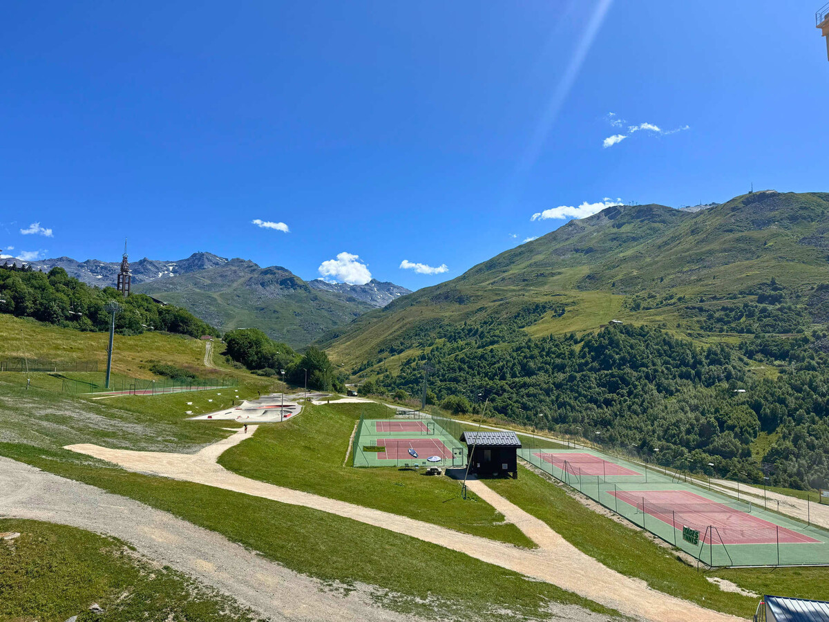 Studio 4 pers. aux Menuires, balcon Sud face montagne - Photo 7