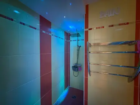 Villa climatisée avec jacuzzi et hamam à Cap d'Agde - Photo 8