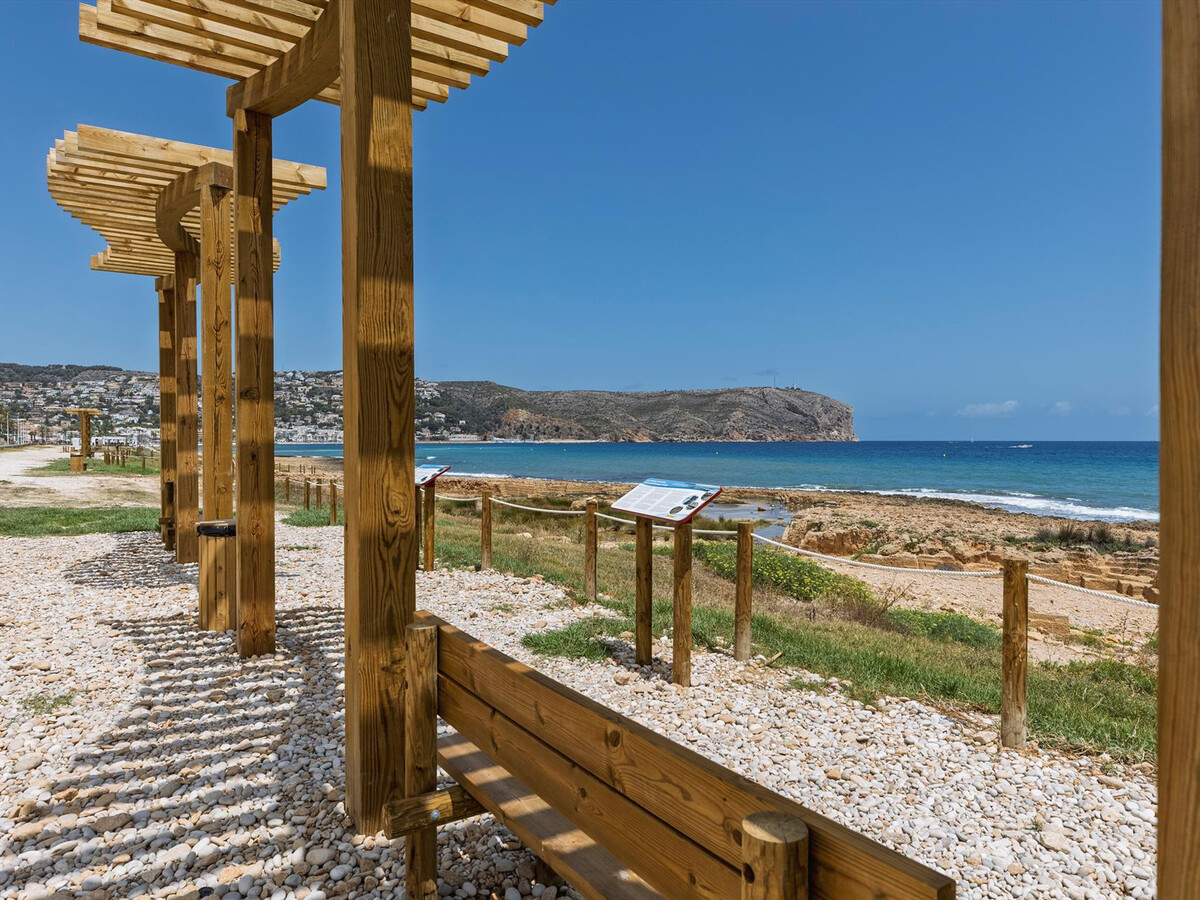 Appartement 6 pers. avec jardin à 50m de la plage à Xàbia - Photo 24