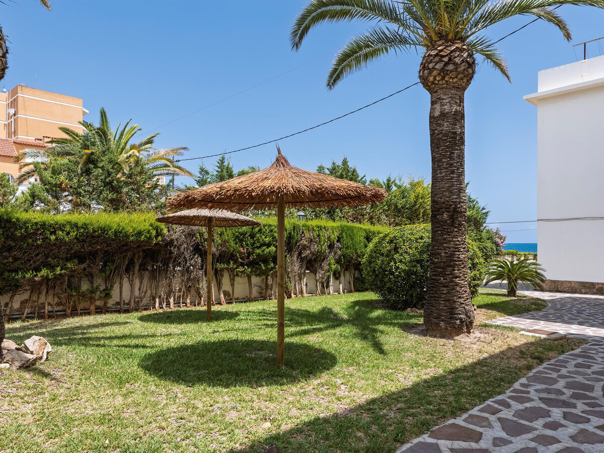 Appartement 6 pers. avec jardin à 50m de la plage à Xàbia - Photo 30