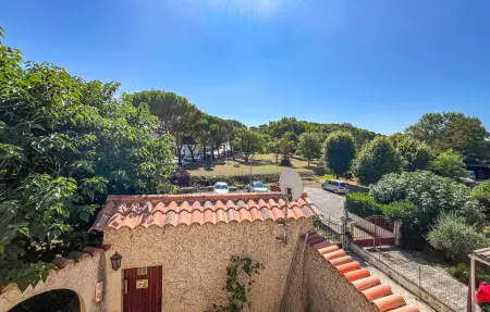 Maison 3 chambres avec jardin et terrasse près des Cévennes : photo 2