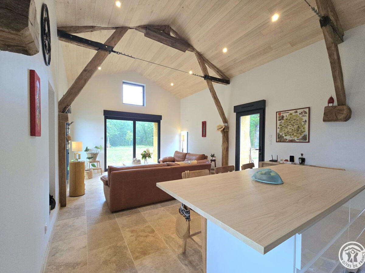 Gîte en pierre du Périgord, piscine 6x3m, 4 personnes - Photo 5