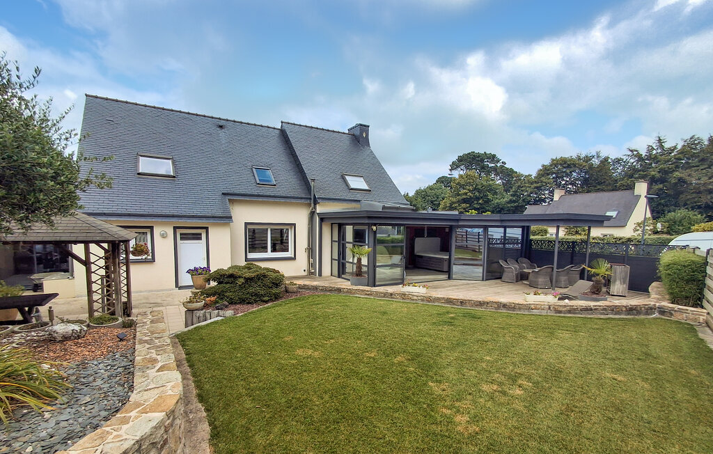 Maison 6 pers. avec sauna et jacuzzi à Landivisiau - Photo 1