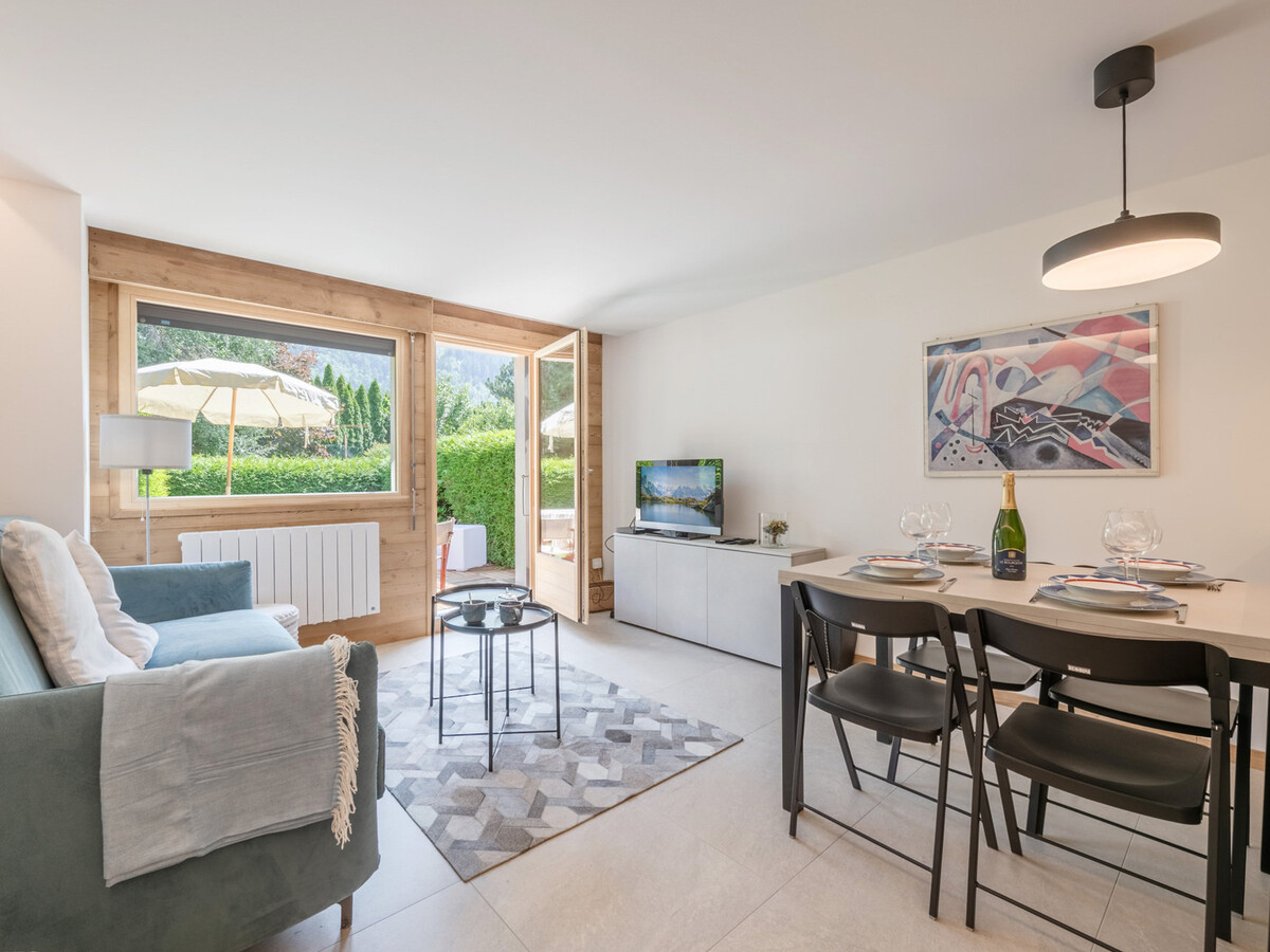 Appartement 38 m² terrasse et jardin face aux Drus - Photo 1