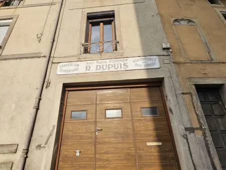 Gîte Dupuis, maison de ville rénovée au cœur historique d'Épinal : photo 3