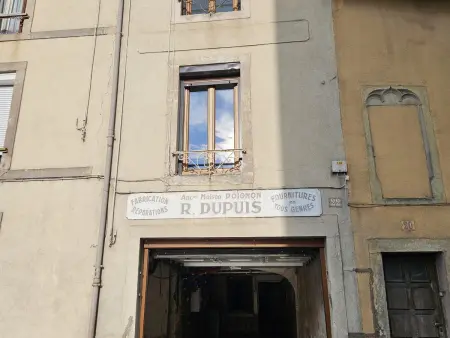 Gîte Dupuis, maison de ville rénovée au cœur historique d'Épinal : photo 4