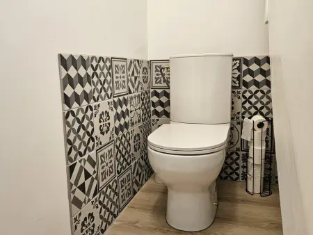 Gîte Dupuis, maison de ville rénovée au cœur historique d'Épinal : photo 23