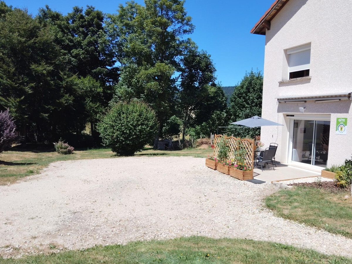 Gîte 58 m² rénové 2025, jardin 200 m², animaux acceptés - Photo 2