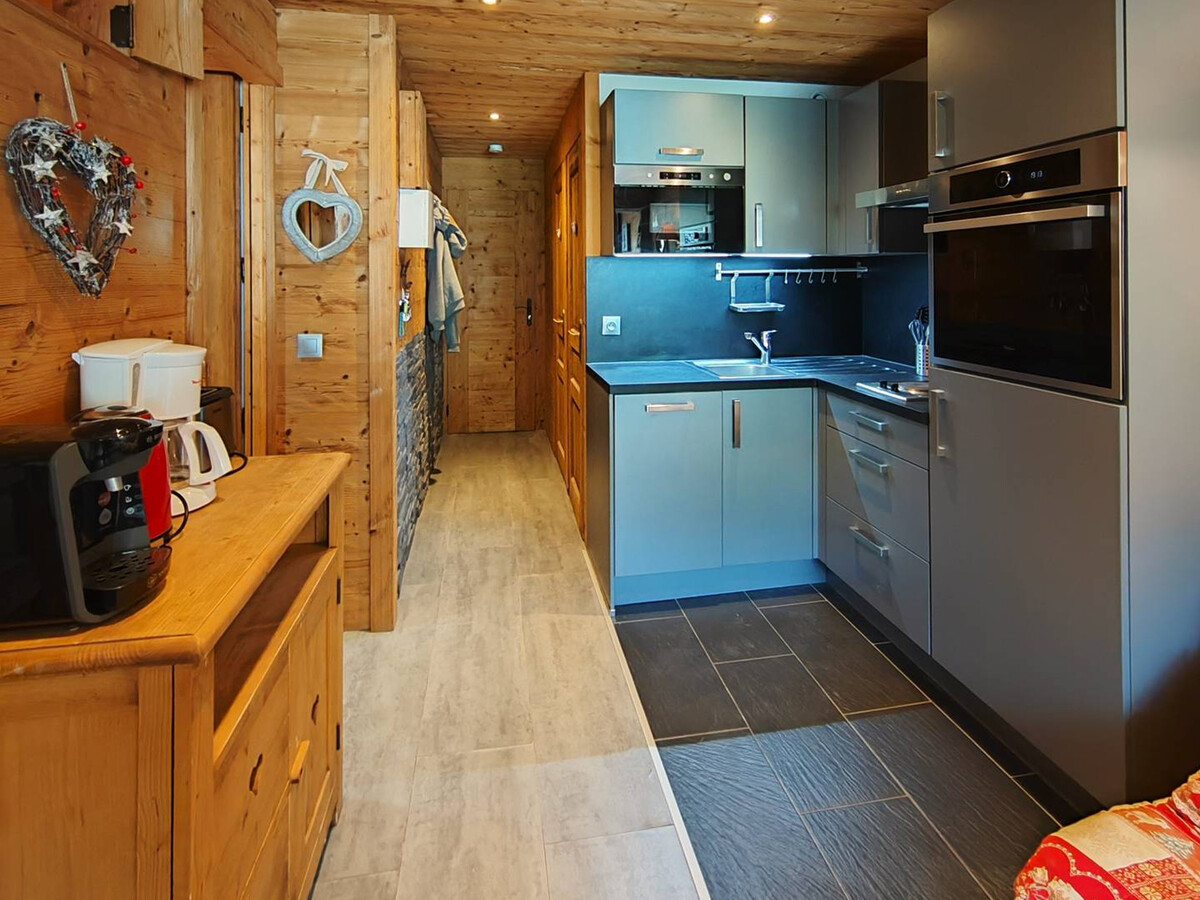 Appartement 28m² rénové style montagne, ski aux pieds - Photo 6