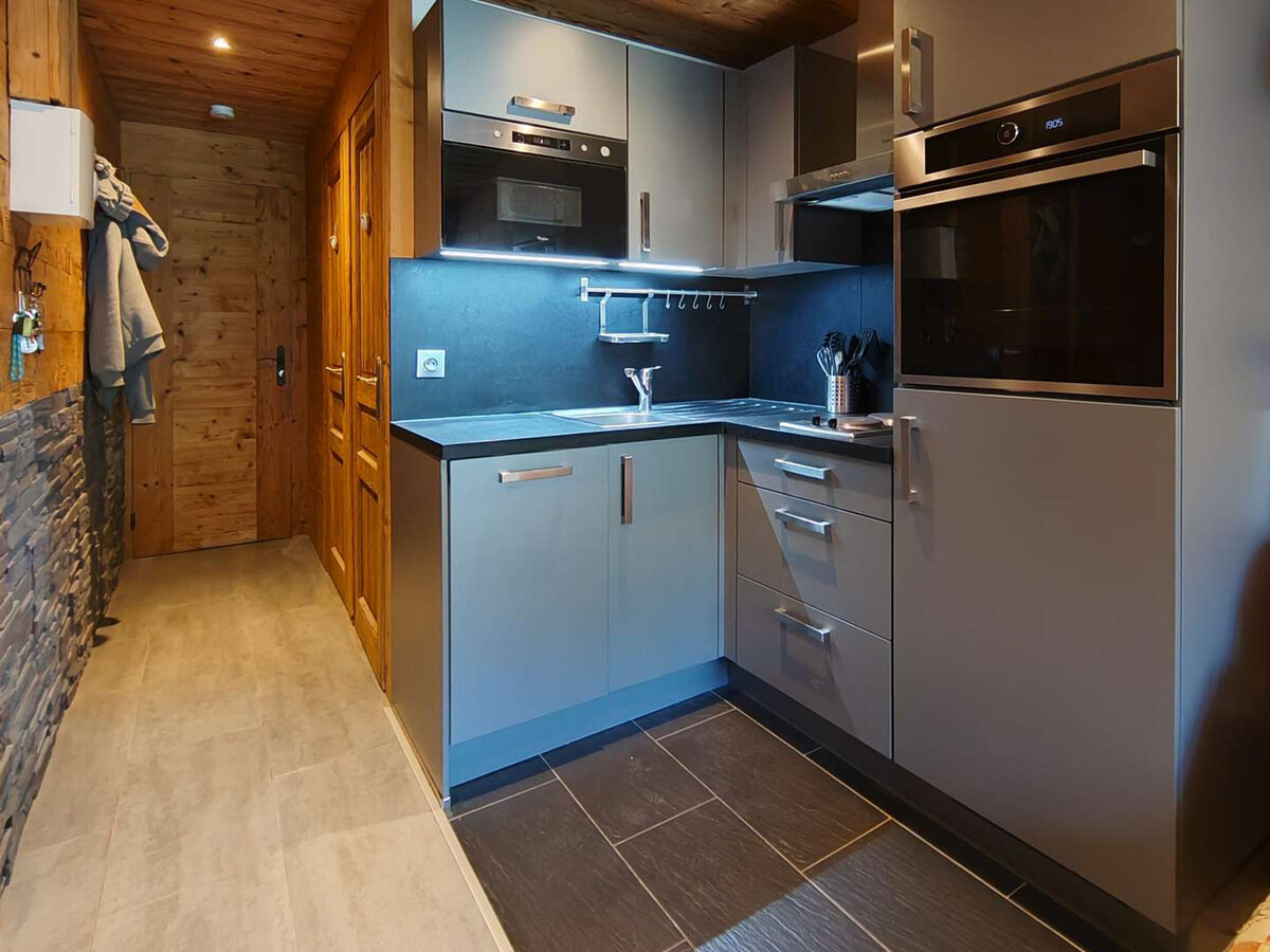 Appartement 28m² rénové style montagne, ski aux pieds - Photo 8