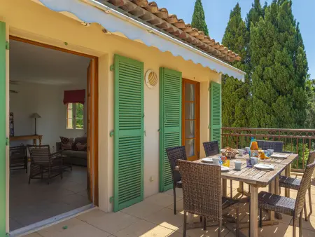 Les Terrasses de Grimaud - Apt 4p 90m² 3 chambres : photo 5