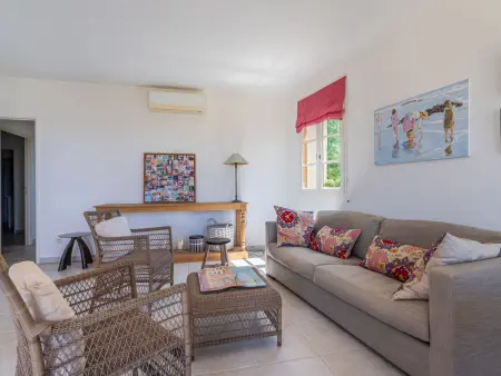 Les Terrasses de Grimaud - Apt 4p 90m² 3 chambres : photo 6