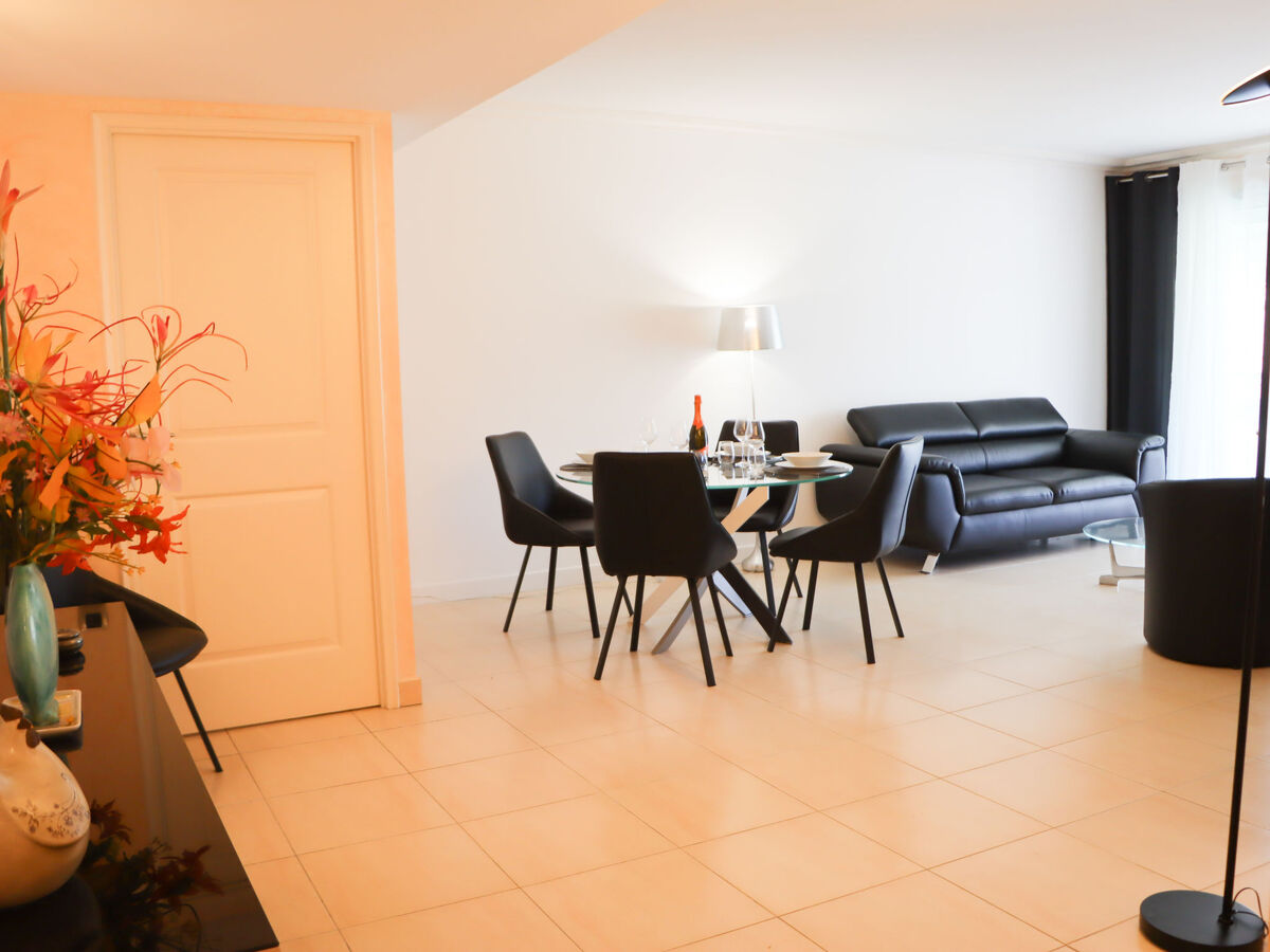 Cristal Croisette – Apt 3 chambres vue mer à Cannes - Photo 7