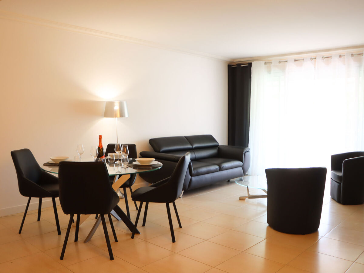 Cristal Croisette – Apt 3 chambres vue mer à Cannes - Photo 8